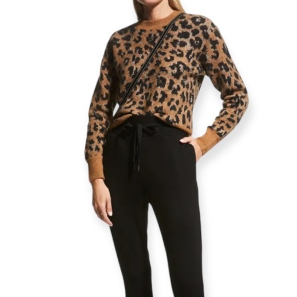 Frame Sweater - Picture 8 of 14